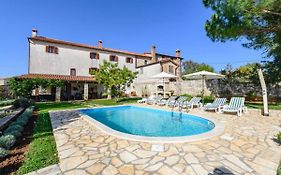 Villa Santina Near Porec